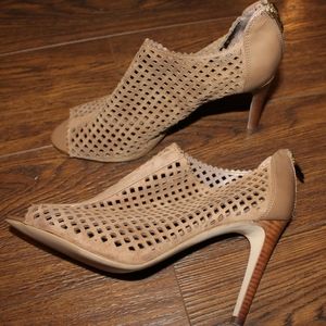 Marc Fisher open toe tan bootie heel sz. 10